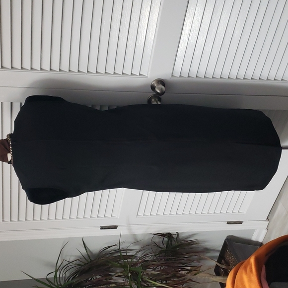 Dress - Picture 3 of 5